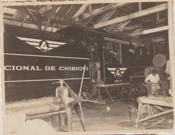 Máquina N°4 en los talleres de David.